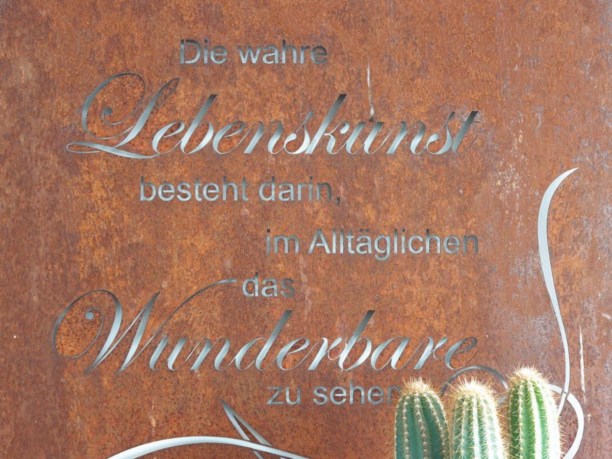 Charming Louise * Saarbruecken